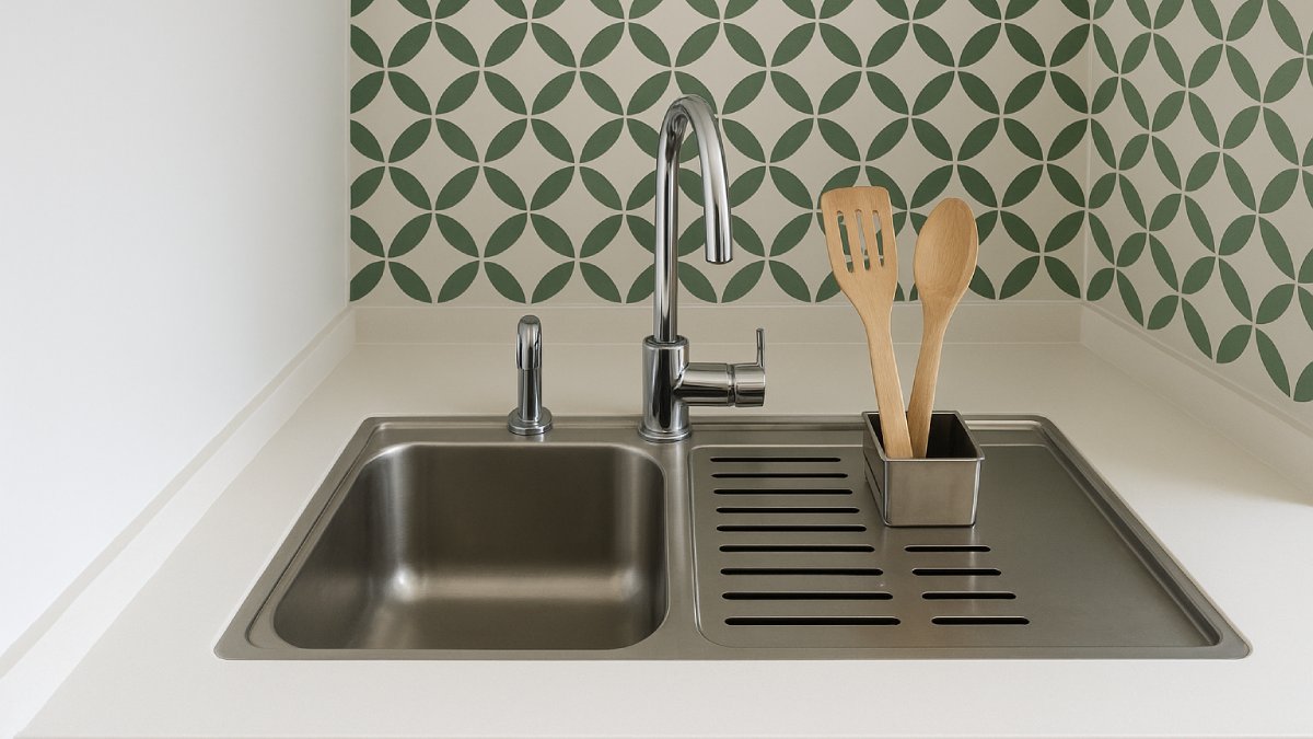Feita sob medida e integrada ao design, ela une praticidade, higiene e um toque moderno na decoração (Fotos: Geradas por IA)