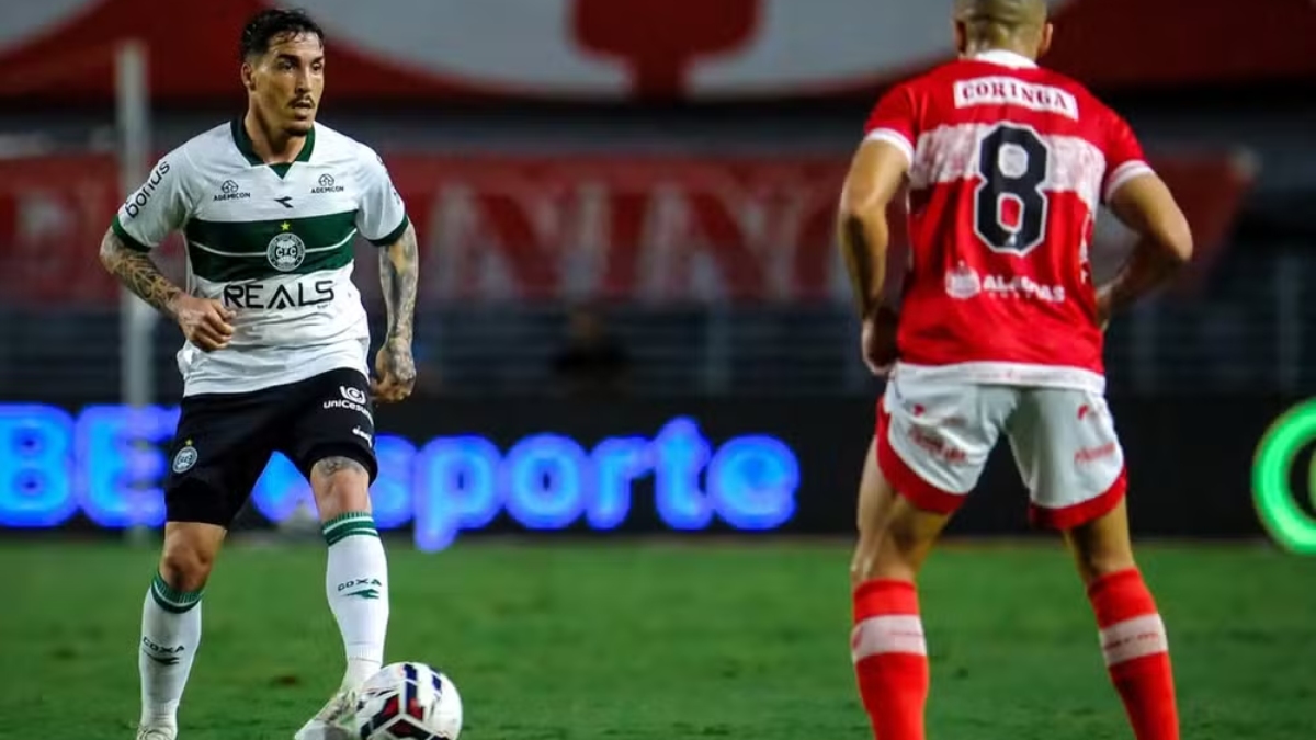 Coritiba e CRB se enfrentam, nesta sexta-feira, no Brasileirão Série A. /Foto: JP Pacheco/Coritiba