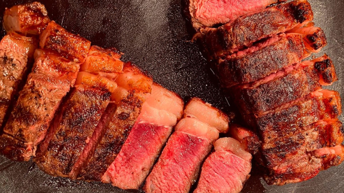 A casa conta com a consultoria de Rufus, um dos principais pitmasters do Brasil, especialista em defumação no estilo. Foto: Divulgação