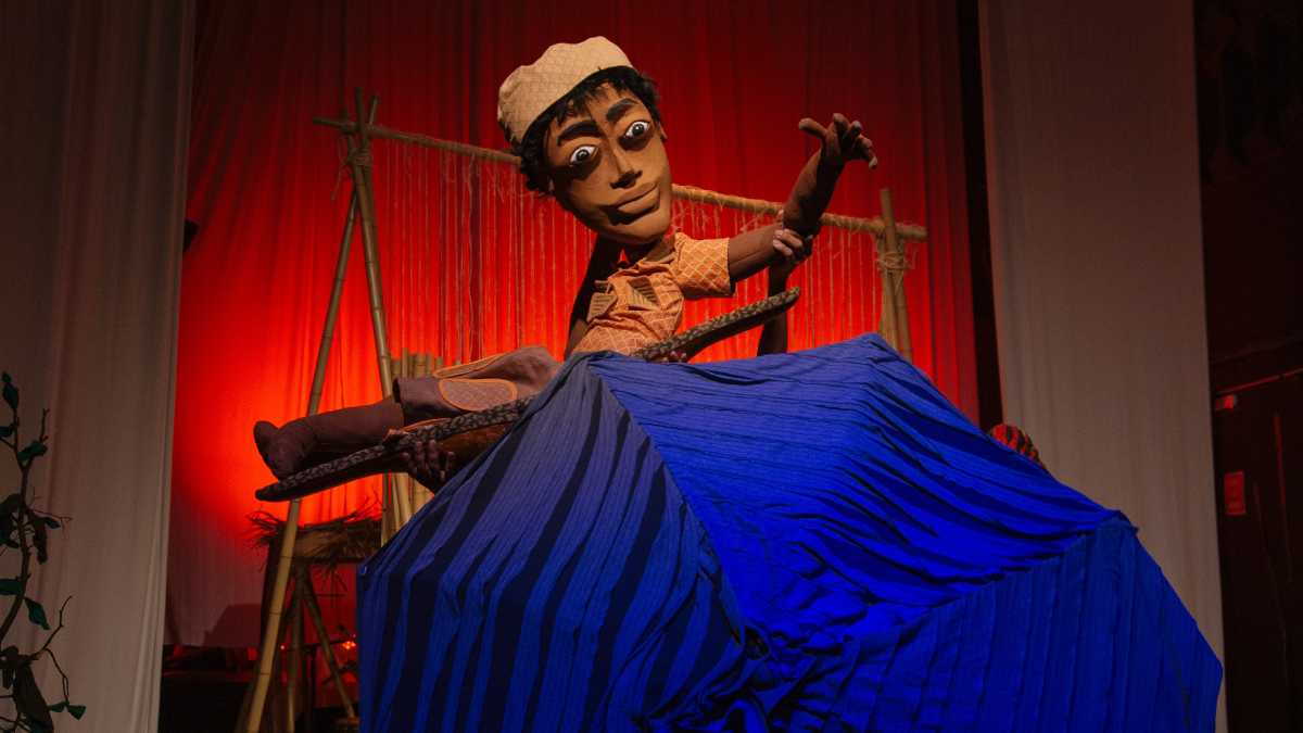No elenco, além do dramaturgo Miguel Estevão, estão Aryani Marciano, Beth Sousa, Ingrid Alecrim, Jefferson Matias, Martinha Soares e Naloana Lima. 