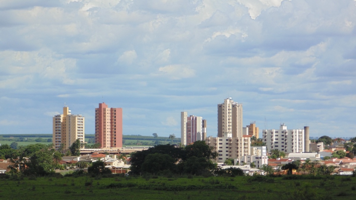 Com inauguração prevista para 2025, o aeroporto regional é considerado estratégico para o turismo da cidade.