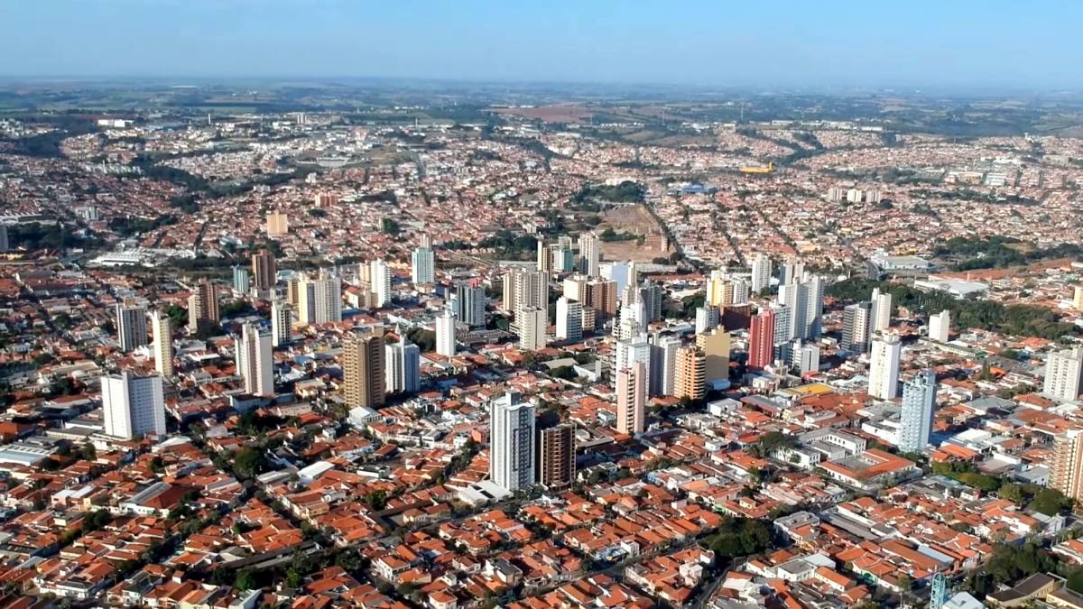 Limeira Joias e Semijoias: a 145 km de São Paulo, Limeira é a Capital Nacional da Joia Folheada, com mais de 600 lojas e uma feira que atrai milhares de compradores. Foto: Wikimedia Commons/McGiver2002