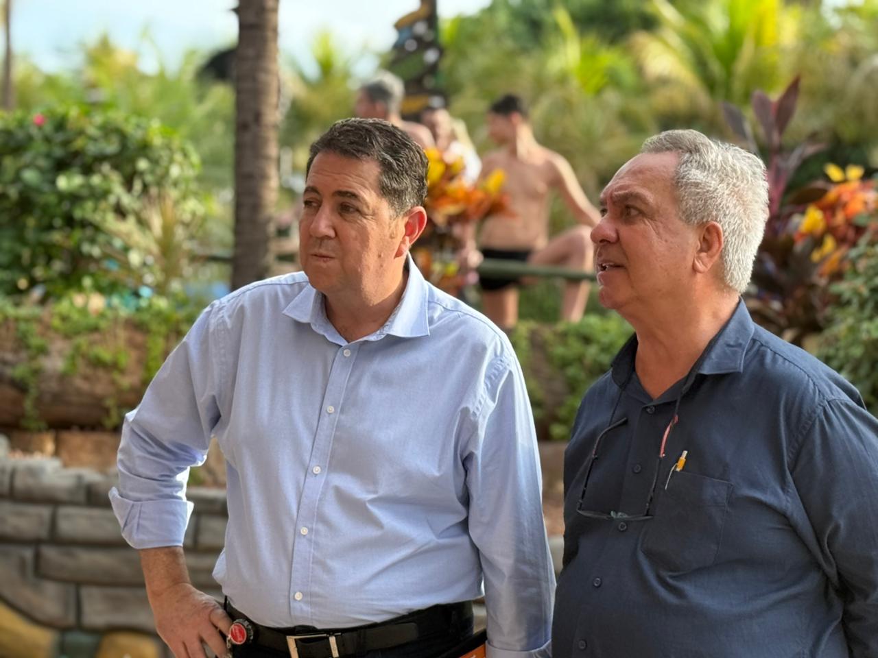 Entre os nomes dos visitantes estão Adalberto Fofan e Marco Aurélio Nunes Martins. Foto: Divulgação/Thermas dos Laranjais