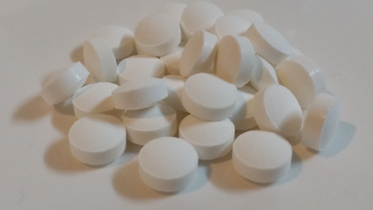 Zinco pode ser consumido em formato de pilulas. Imagem: Domínio Público