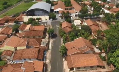 Nova Castilho: Possui 1.104 moradores e baseia sua economia na agricultura, preservando o ambiente pacato do interior. Reprodução/YouTube
