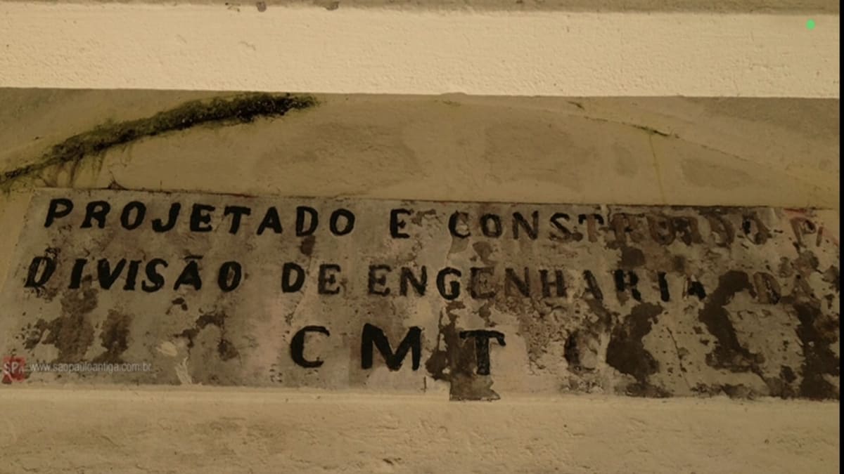 O ponto foi construído pela extinta companhia CMTC ( Companhia Municipal de Transportes Coletivos) que cuidava do transporte público da capital - Reprodução/YouTube