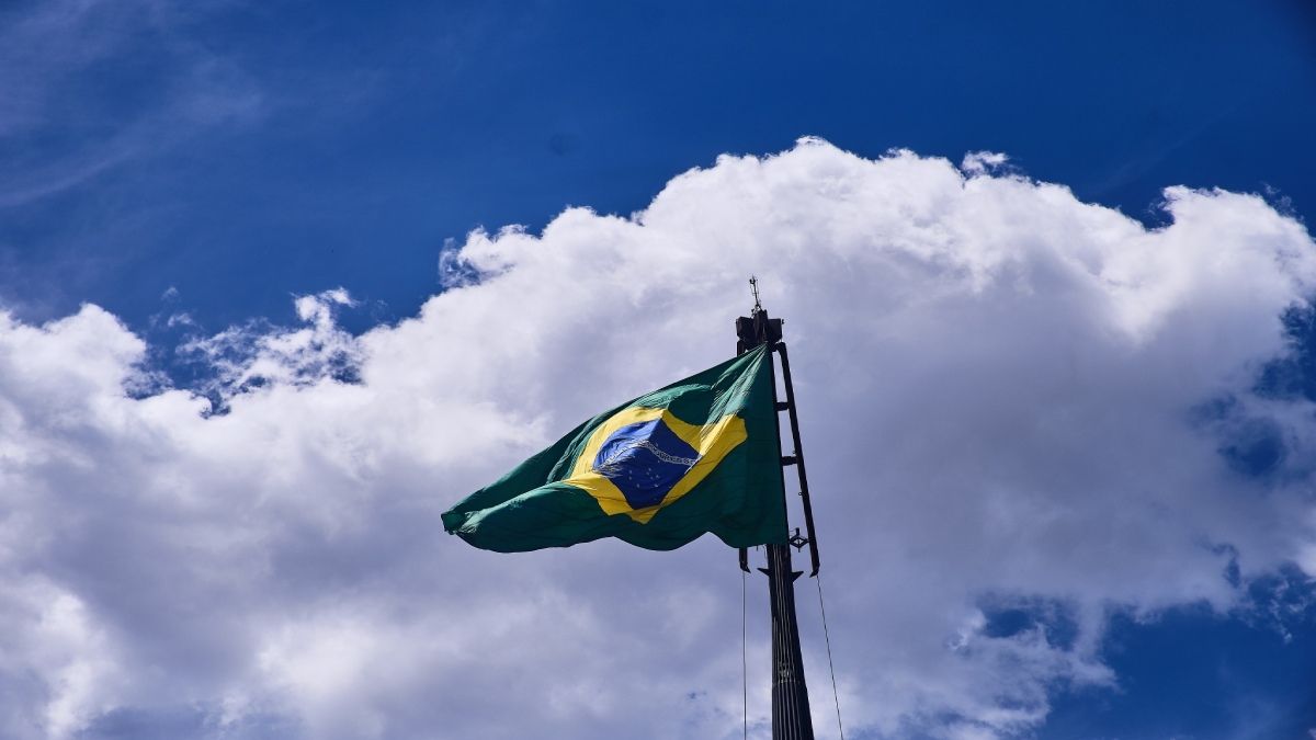O feriado da Proclamação da República é celebrado em 15 de novembro desde 1949, quando foi instituído pela Lei Federal nº 662, durante o governo de Eurico Gaspar Dutra