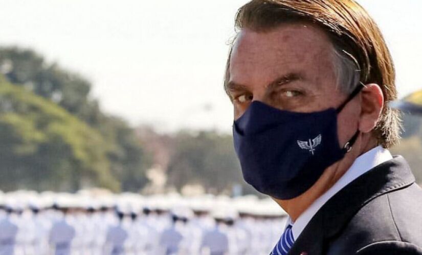 Bolsonaro tomou decisões polêmicas durante a pandemia da Covid-19; mais de 700 mil pessoas morreram no Brasil/Fotos Públicas