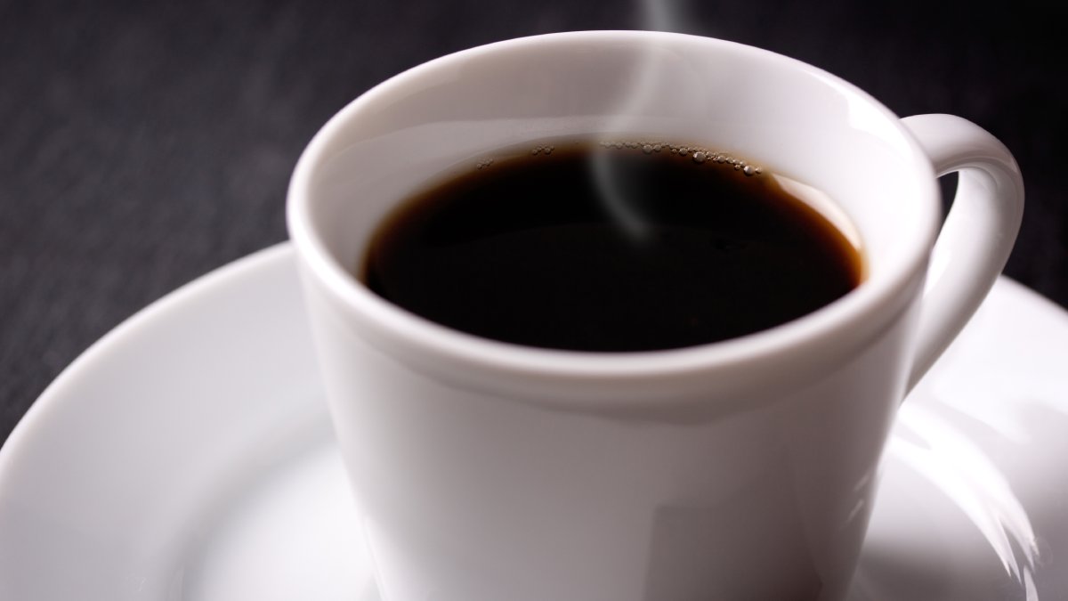 Beber café todos os dias pode provocar mudanças temporárias na massa cinzenta do cérebro, mesmo em doses pequenas, como uma xícara diária