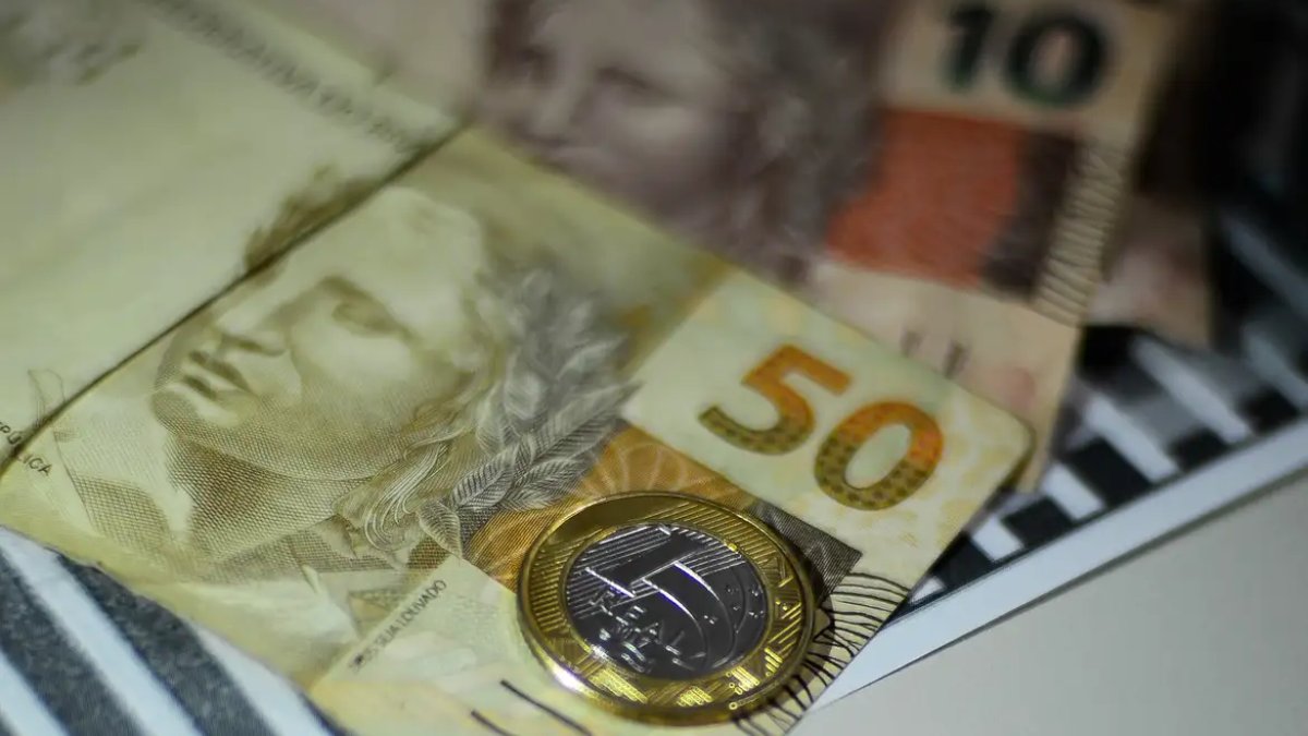 São Paulo tem o salário mínimo mais alto do país: R$ 1.804, quase 19% acima do valor nacional