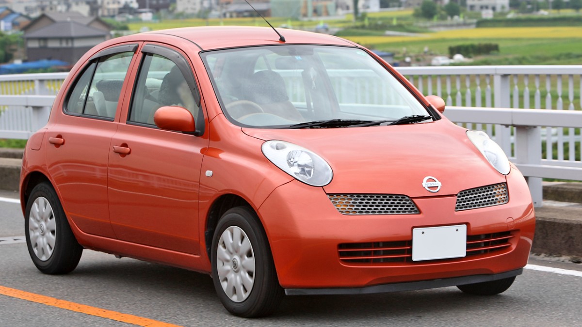 Todas as versões tinham direção elétrica progressiva, airbags frontais, freios ABS com EBD e BA e ar-condicionado.