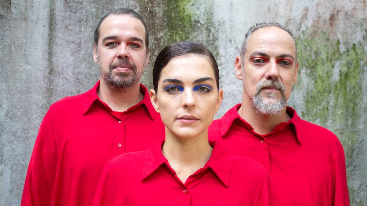 O escritor, poeta e cronista mineiro Paulo Mendes Campos ganhará uma homenagem no espetáculo Aurora Uma homenagem à obra de Paulo Mendes Campos, que estreia no Centro Cultural São Paulo.