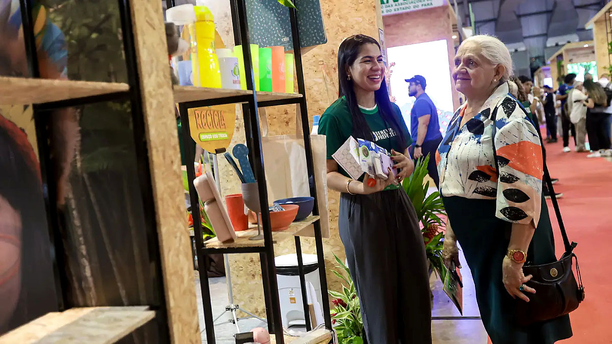 Chef Saulo Jennings valoriza os ingredientes do Baixo Amazonas em apresentação culinária que celebra a Amazônia