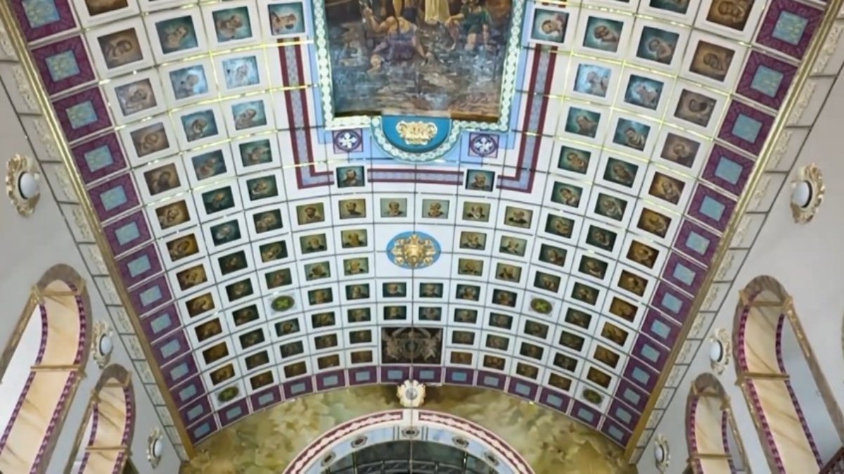 A Igreja Matriz de Santo Antônio da Cachoeira tem os rostos de todos os Papas de São Pedro até São Francisco pintados no teto (Foto: Reprodução YouTube/Paulo Alexandre Barbosa)