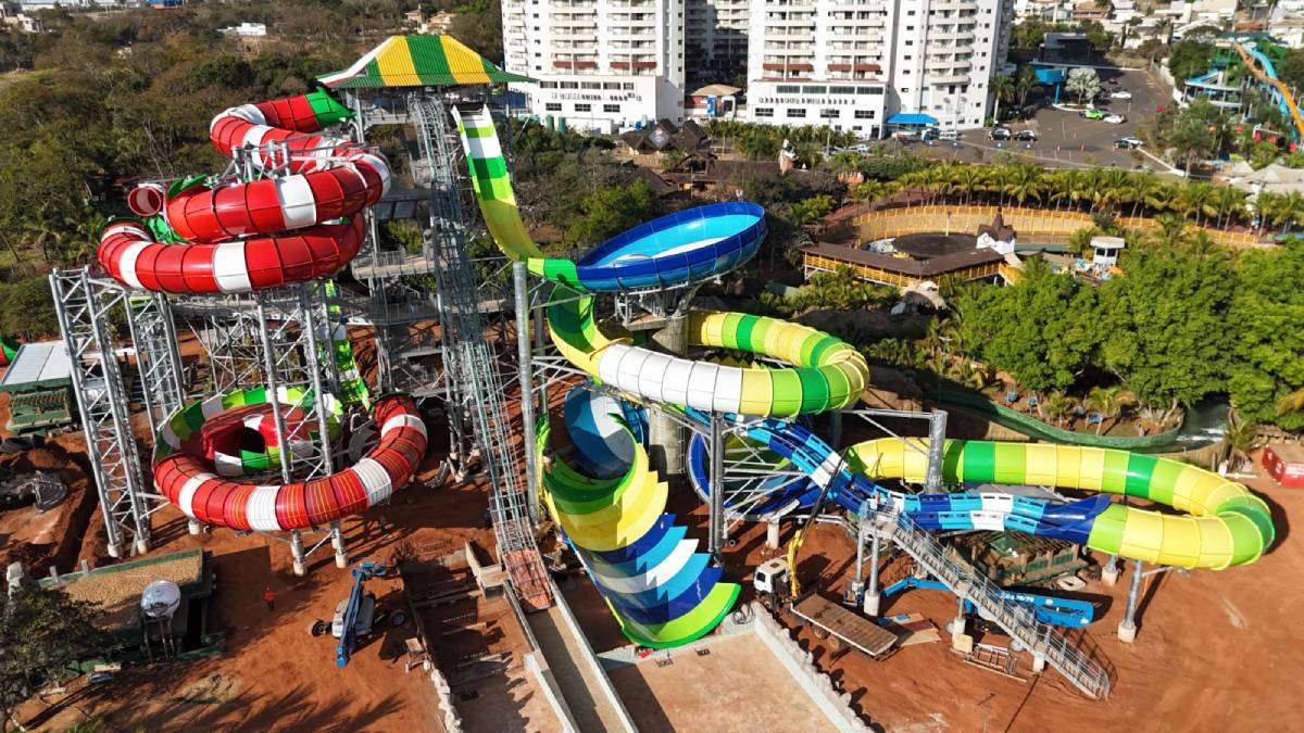 Novo complexo foi desenvolvido com tecnologia canadense da WhiteWater West.