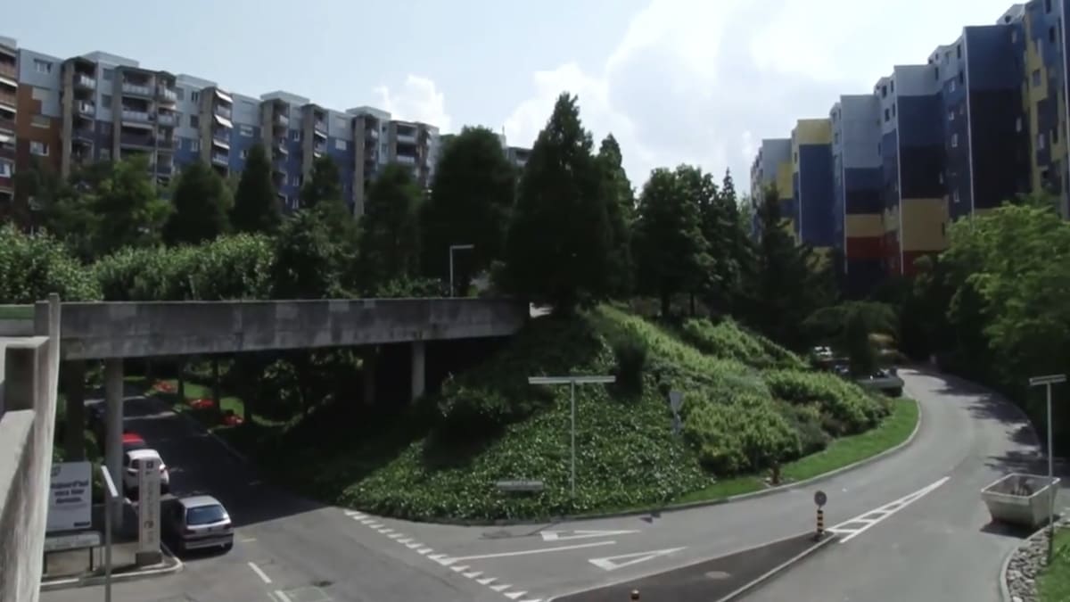 A cidade virou referência em agricultura urbana - Reprodução/YouTube