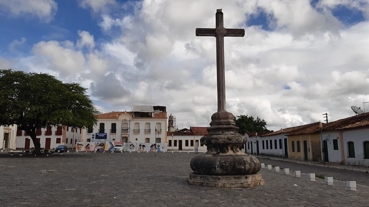 Título ajuda a explicar o cuidado com a arquitetura e o ritmo tranquilo que diferencia a cidade de outros centros históricos do Nordeste (Foto: Ridiculopathy/Wikimedia Commons)