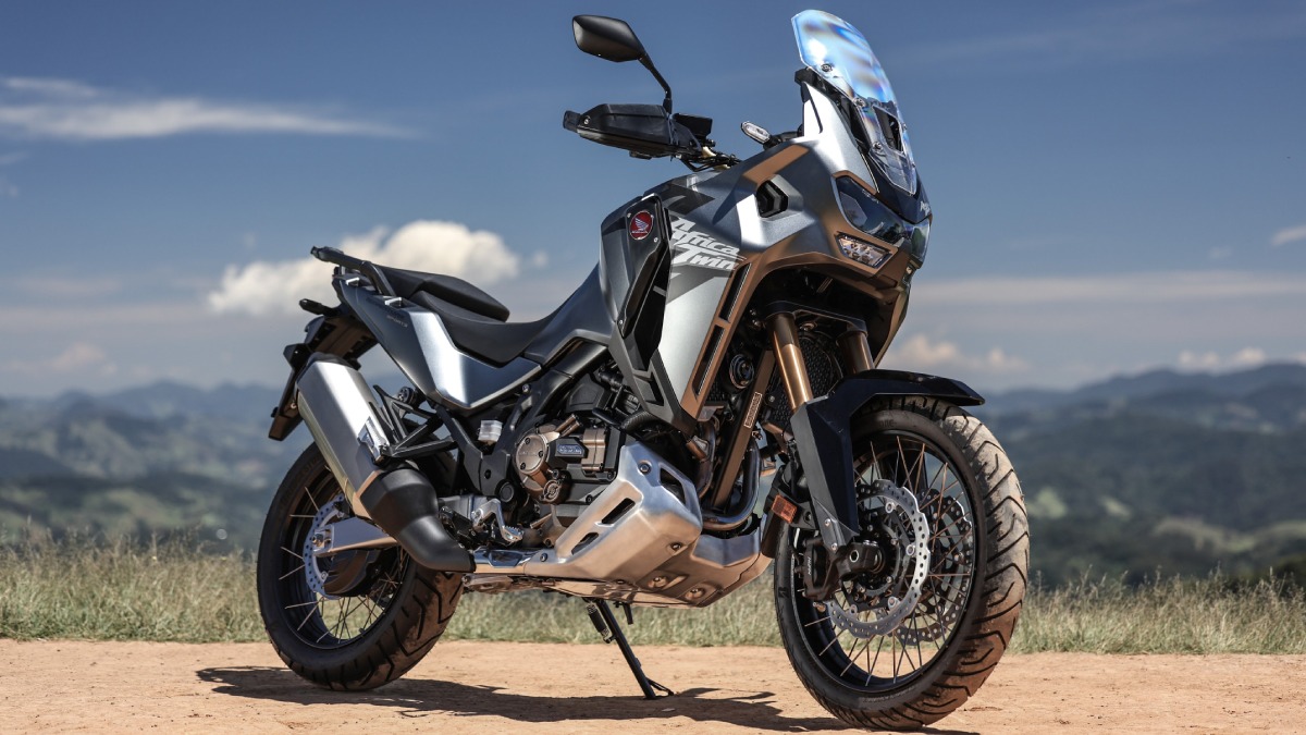São quatro modos de pilotagem 'Urban', 'Tour', 'Gravel' e 'Off-Road' , e dois personalizáveis ('User' 1 e 2).
