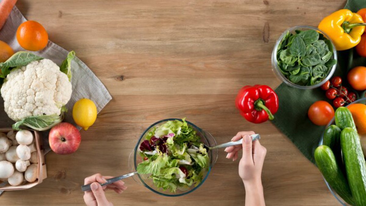 Pequenas mudanças na alimentação trazem grandes benefícios. (Fotos: Freepik)