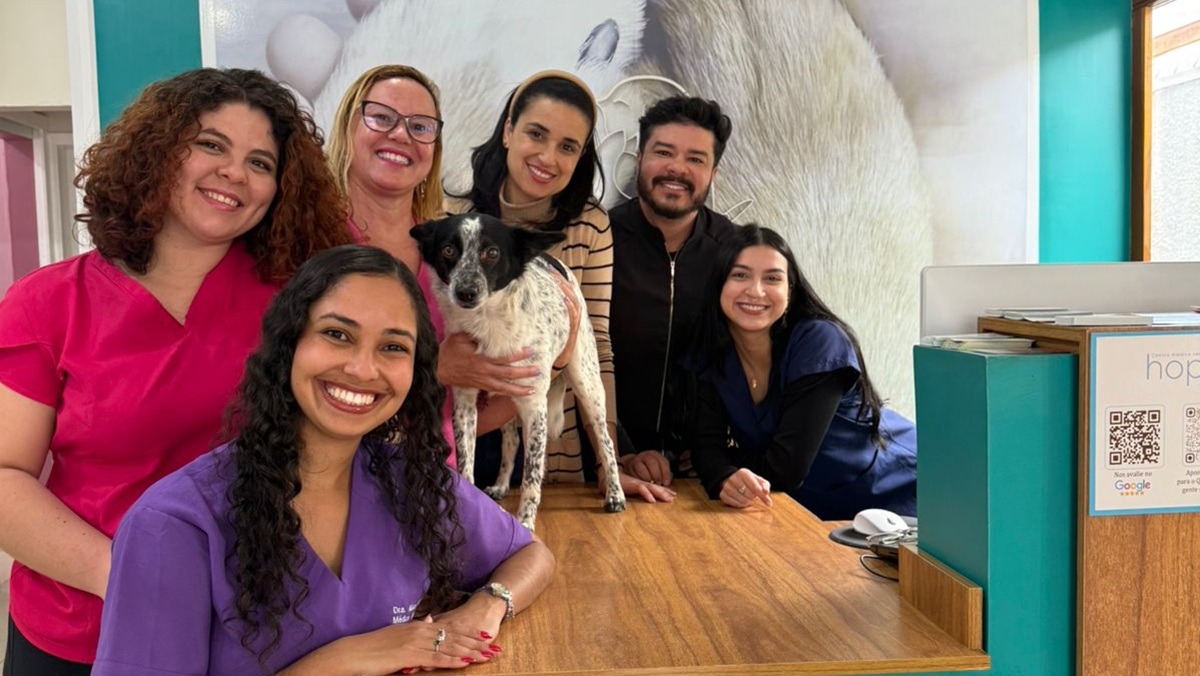 Branquelo com os novos amigos que conheceu neste ano/Divulgação