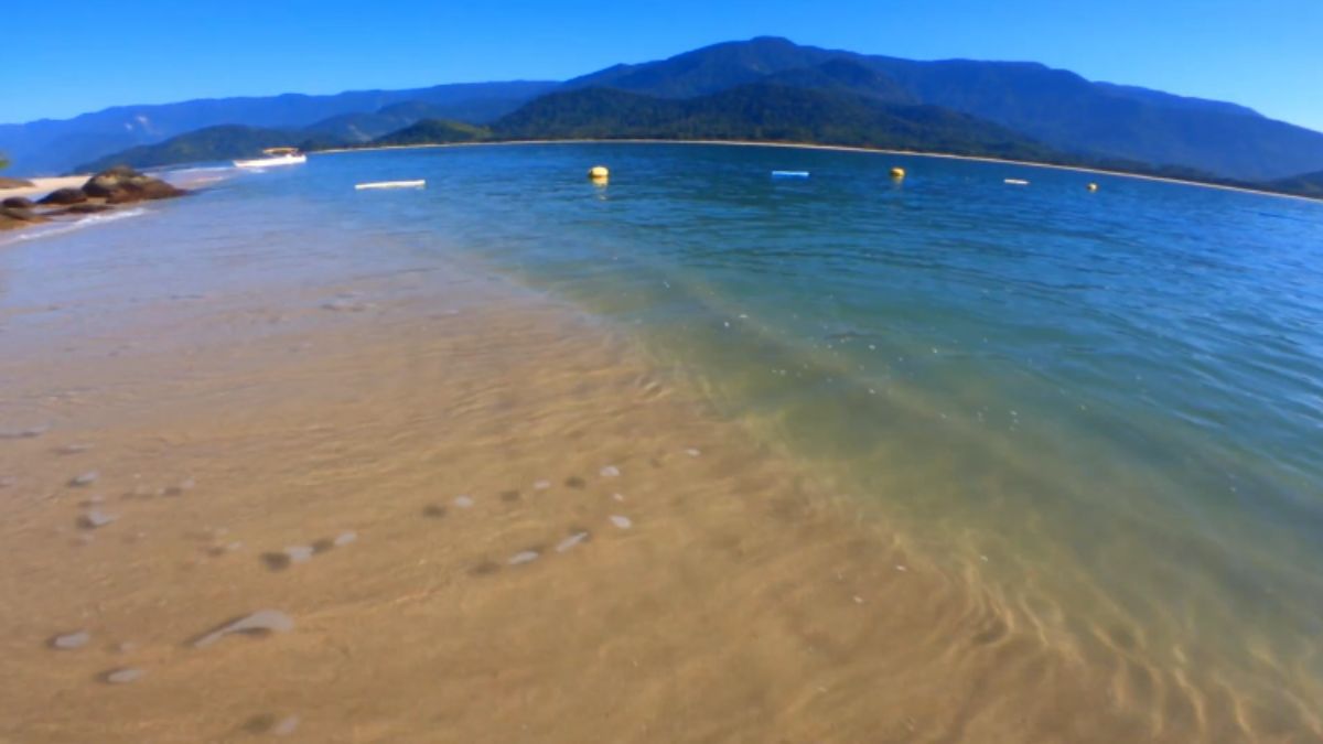 As demais também contam com águas claras e tranquilas, ideais para banho, natação e snorkeling