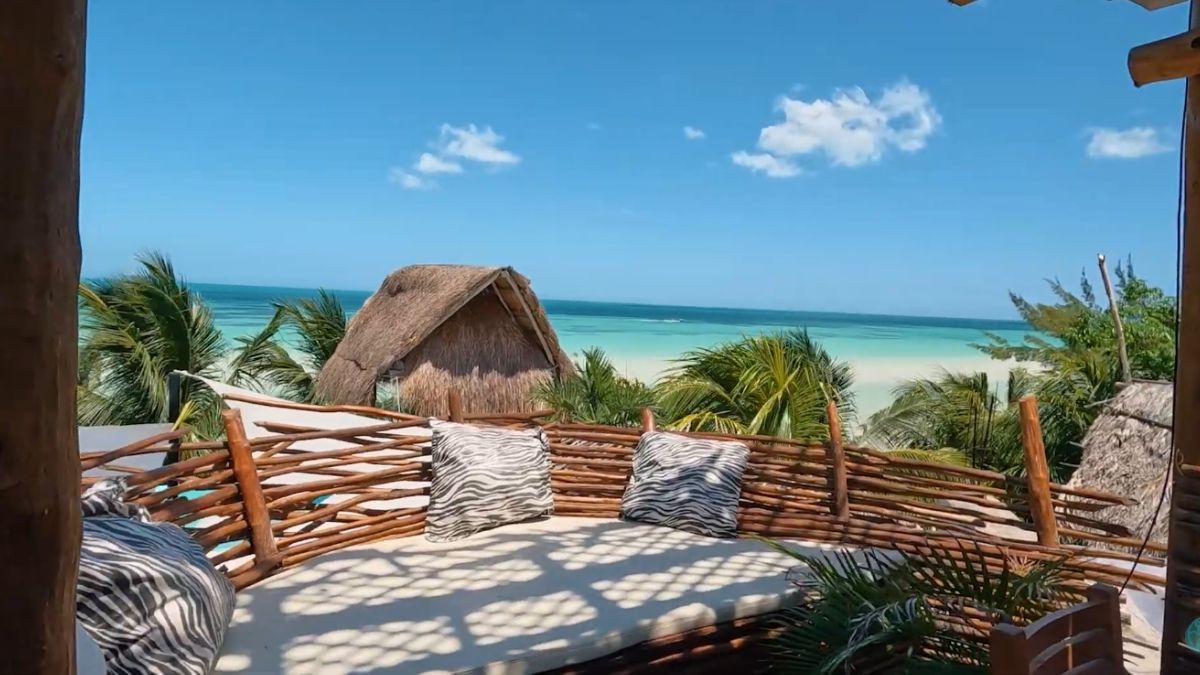 Sem carros e com ruas de areia, Holbox oferece um estilo de vida que convida à calma