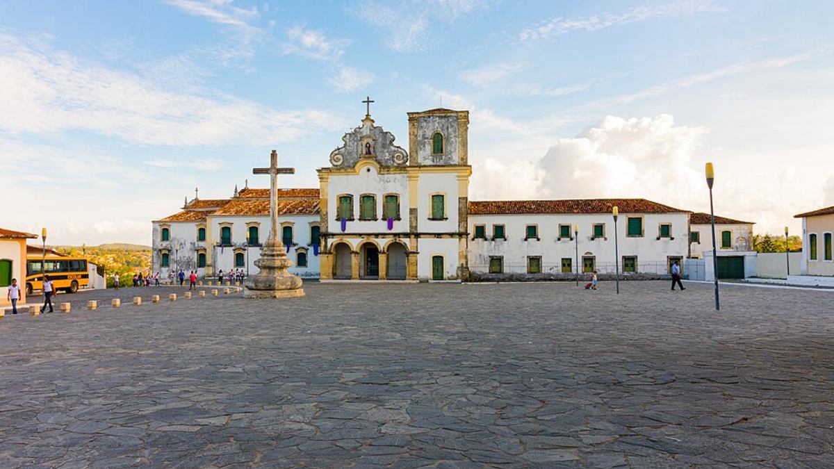 Praça São Francisco é única no Brasil reconhecida como Patrimônio Mundial pela Unesco (Foto: Paul R. Burley/Wikimedia Commons)