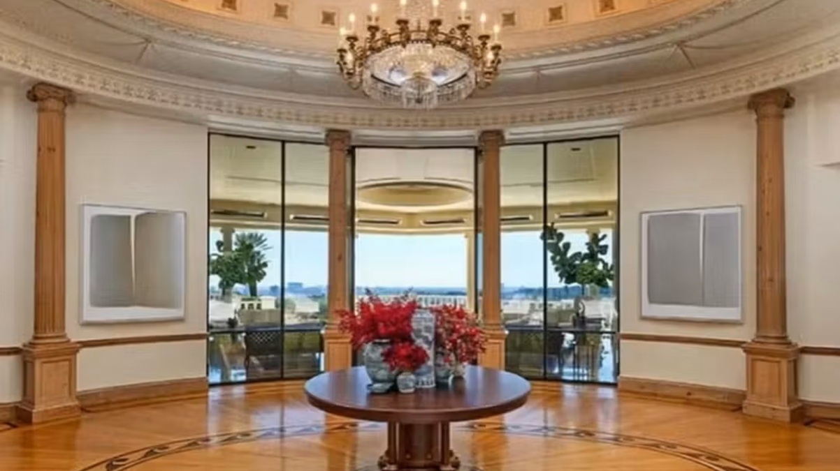Casarão fica em Bel Air, em Los Angeles, nos Estados Unidos/Divulgação
