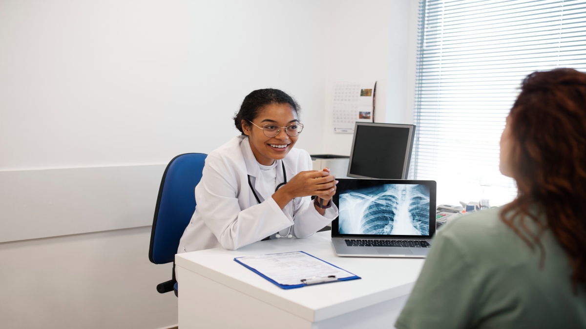 Especialistas explicam que o tecido pulmonar consegue manter sua função mesmo com danos significativos (Fotos: Freepik)