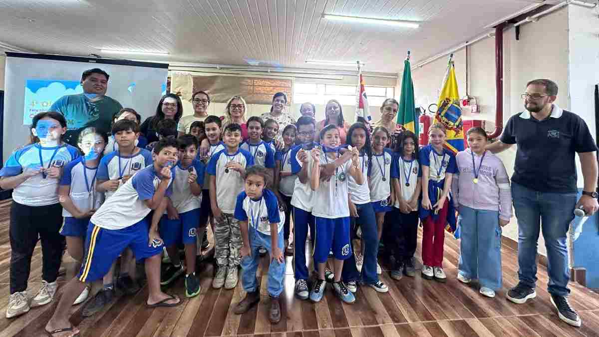 Alunos de escola pública de Porto Feliz ganham 52 medalhas em olimpíada nacional /Divulgação