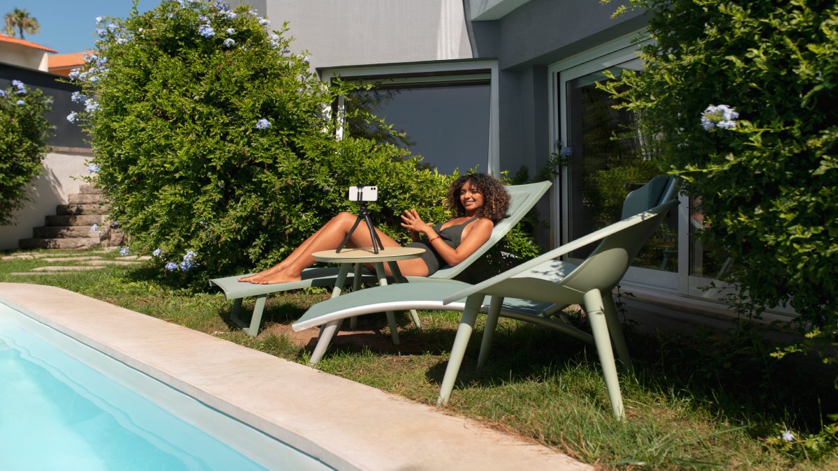 Pequenas mudanças na rotina e na decoração já fazem diferença. Confira seis dicas simples para driblar o calor dentro de casa (Fotos: Freepik)
