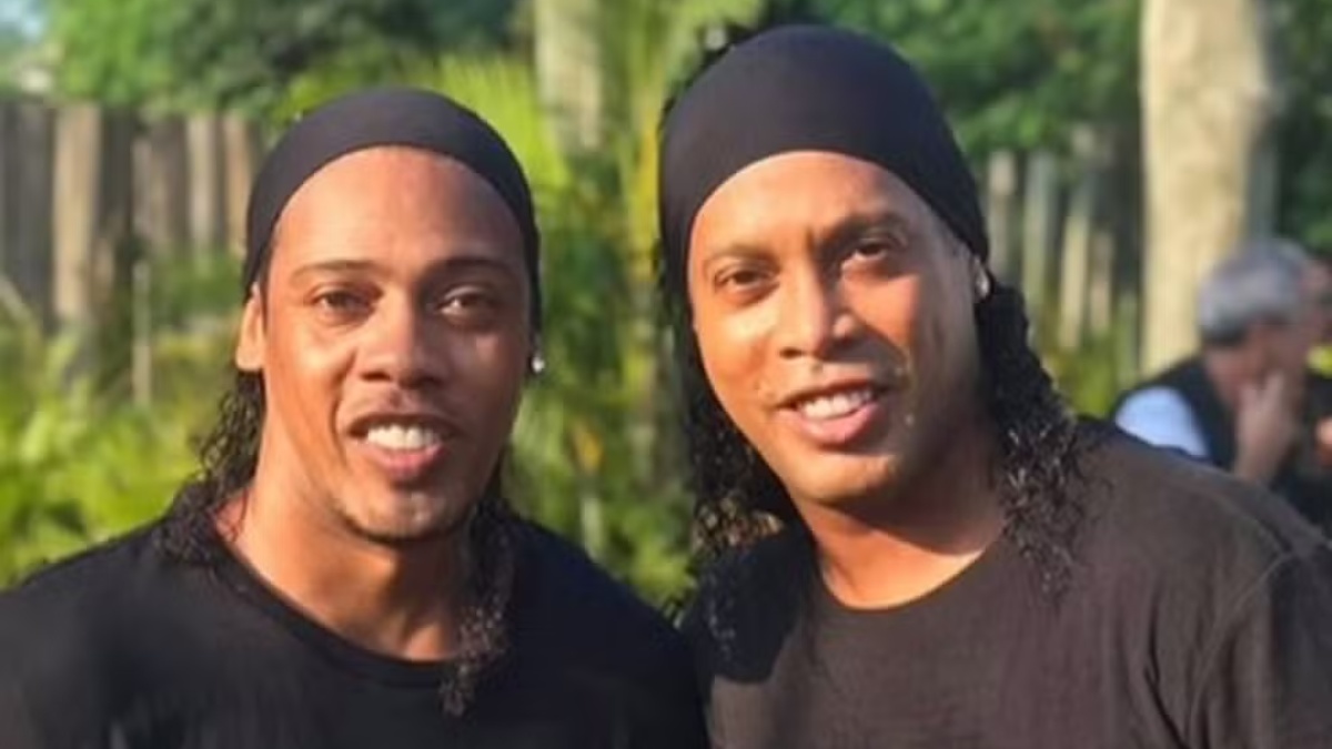 Ronaldinho Gaúcho e seu sósia Foto: Instagram
