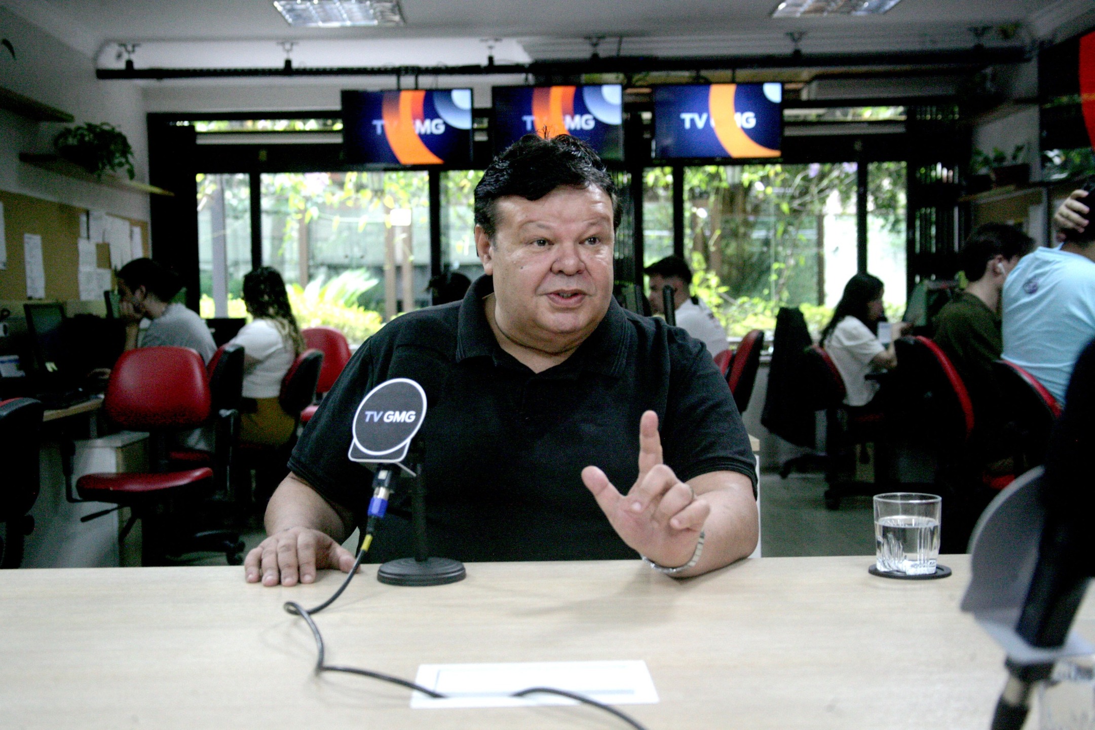 Para finalizar, Roberto Rodrigues deu dicas para quem tem interesse em ingressar no mundo televisivo.