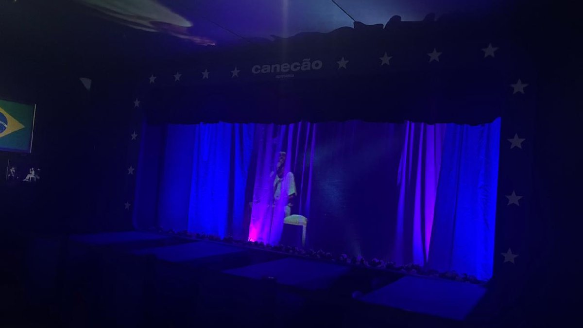 Outro destaque da exposição "Cazuza Exagerado" é a sala que recria a última apresentação do artista no Canecão, tradicional casa de shows do Rio de Janeiro, em 16 de outubro de 1988 (Fotos: Vitoria Estrela/Gazeta de São Paulo)