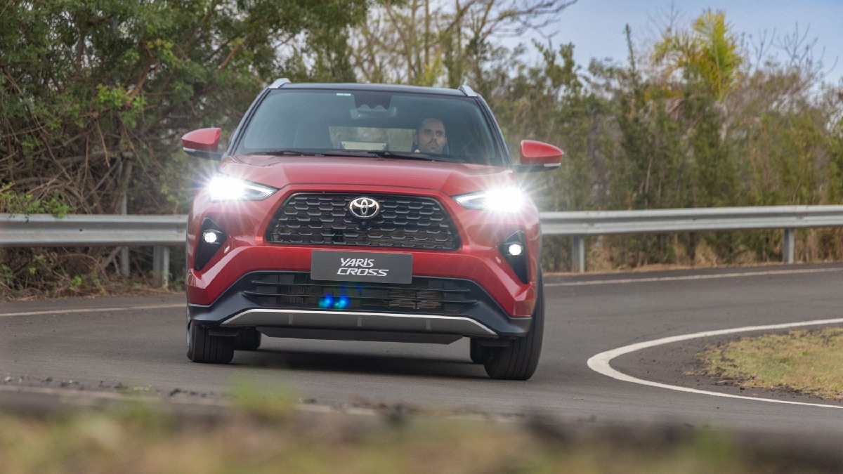Modelo é o único carro do segmento com motorização híbrida flex full no Brasil.