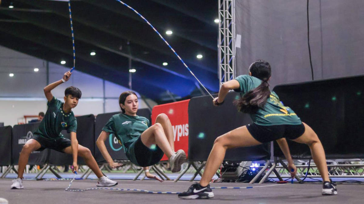 Atletas se concentram antes das provas do campeonato de jump rope realizado dentro do Arnold Sports Festival South America. Foto: Divulgação