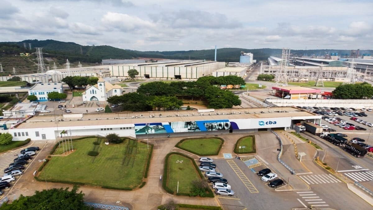 Alumínio: Integrante da Região Metropolitana de Sorocaba, cresceu em torno da fábrica de alumínio instalada em 1955. Sua origem remonta a uma estação ferroviária inaugurada em 1899 para o escoamento de cimento.