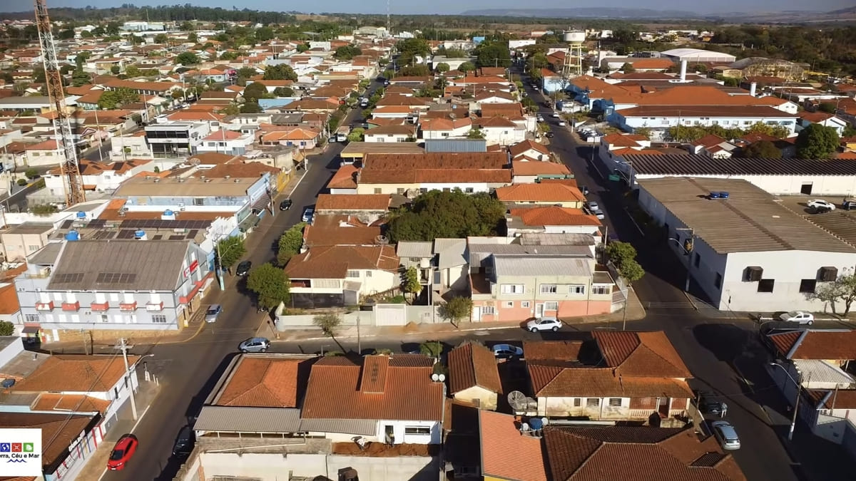 O município conta com aproximadamente 15 mil habitantes, segundo o último censo do IBGE em 2022 - reprodução/YouTube