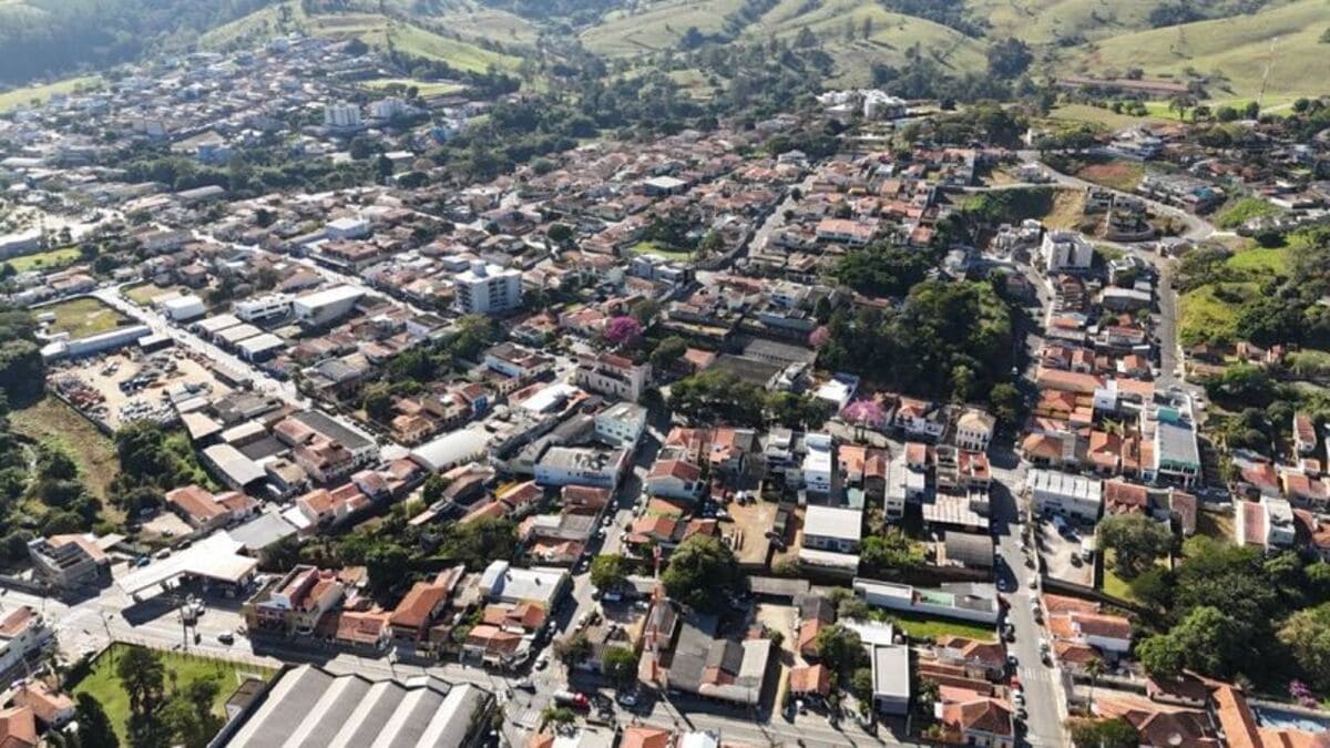 Rotas de cicloturismo cortam a zona rural do município e atraem praticantes de diferentes níveis ao longo do ano.