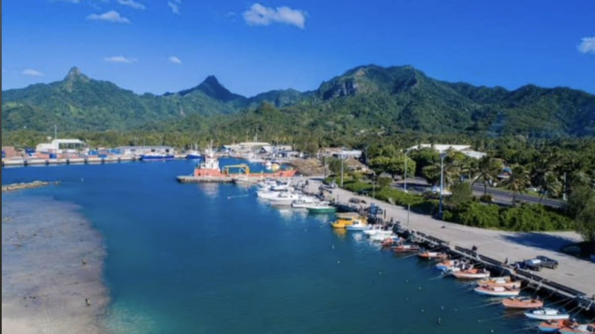 Vista aérea das lagoas azul-turquesa de Aitutaki revela a beleza natural das Ilhas Cook - Reprodução/YouTube