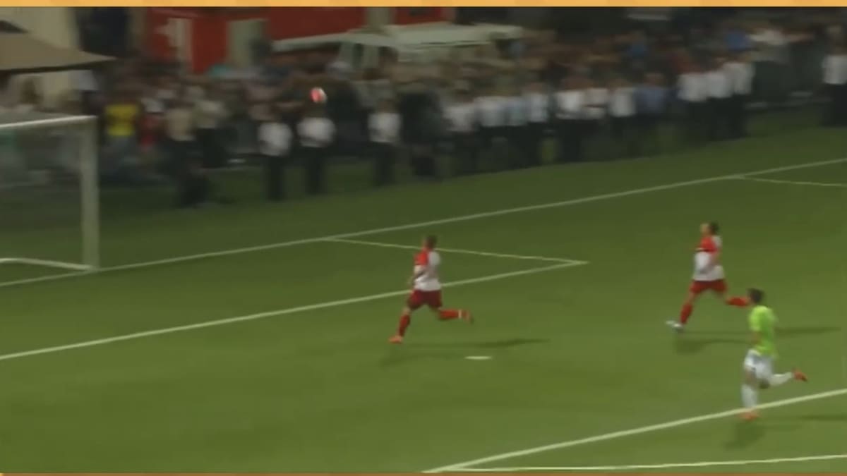 Torcida acompanha cada lance da Copa do Mundo da ConIFA - Reprodução/YouTube Última Divisão