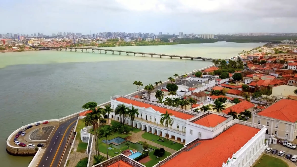Centro Histórico reconhecido como Patrimônio Mundial pela UNESCO - Reprodução/YouTube