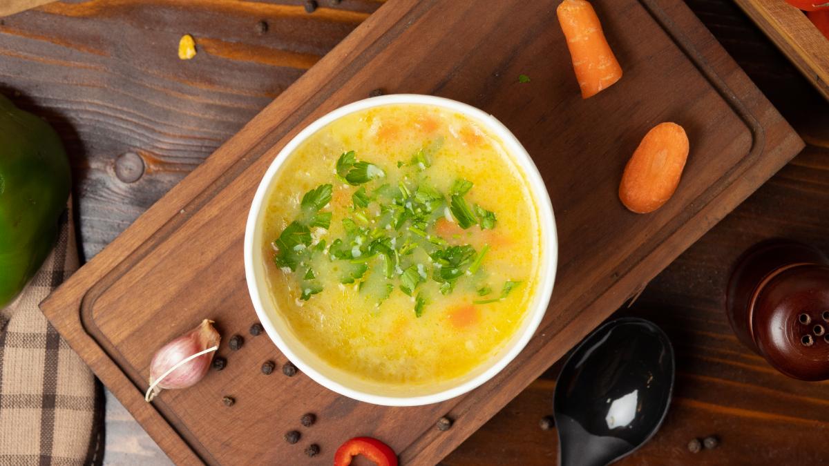 3. Sopa de frango no resfriado