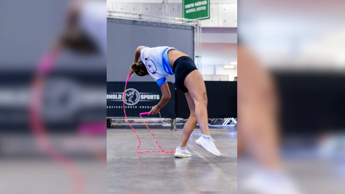 Apresentações competitivas transformam o pular corda em espetáculo esportivo durante a programação. Foto: Divulgação