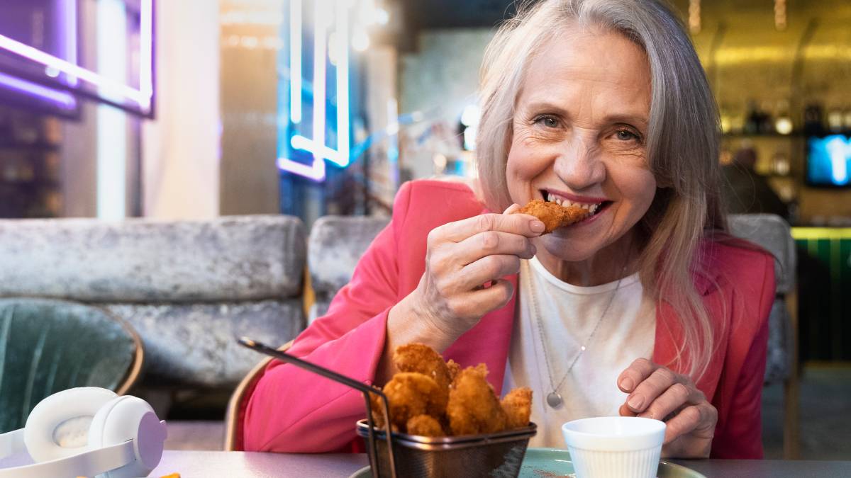 Não à toa, um estudo publicado na revista Science Direct apontou que idosos que consomem carne tem maior probabilidade de chegar aos 100 anos (Fotos: Freepik)