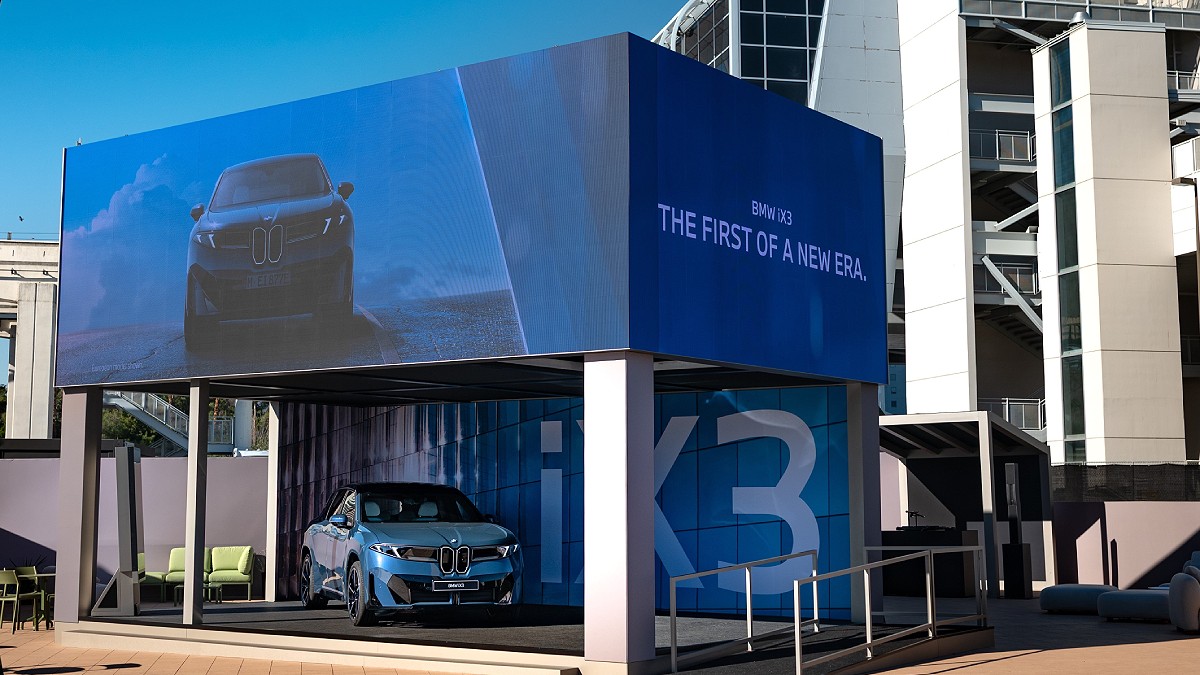 Novidade começará a ser disponibilizada a partir do segundo semestre deste ano, inicialmente na Alemanha e nos Estados Unidos, em modelos equipados com os sistemas operacionais BMW 9 e BMW X. Fotos: Divulgação