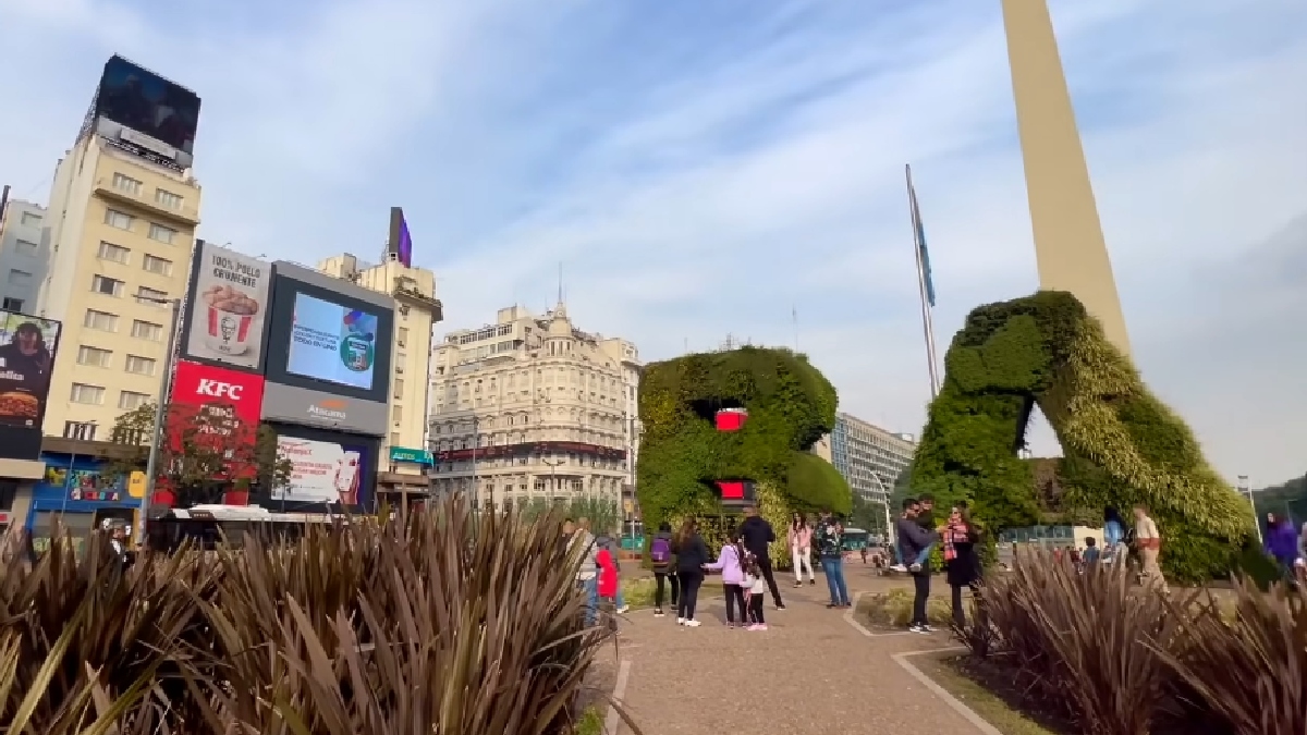 A capital argentina, Buenos Aires, alcançou o topo do pódio global ao ser eleita o destino turístico mais atraente do ano - (Reprodução/YouTube)
