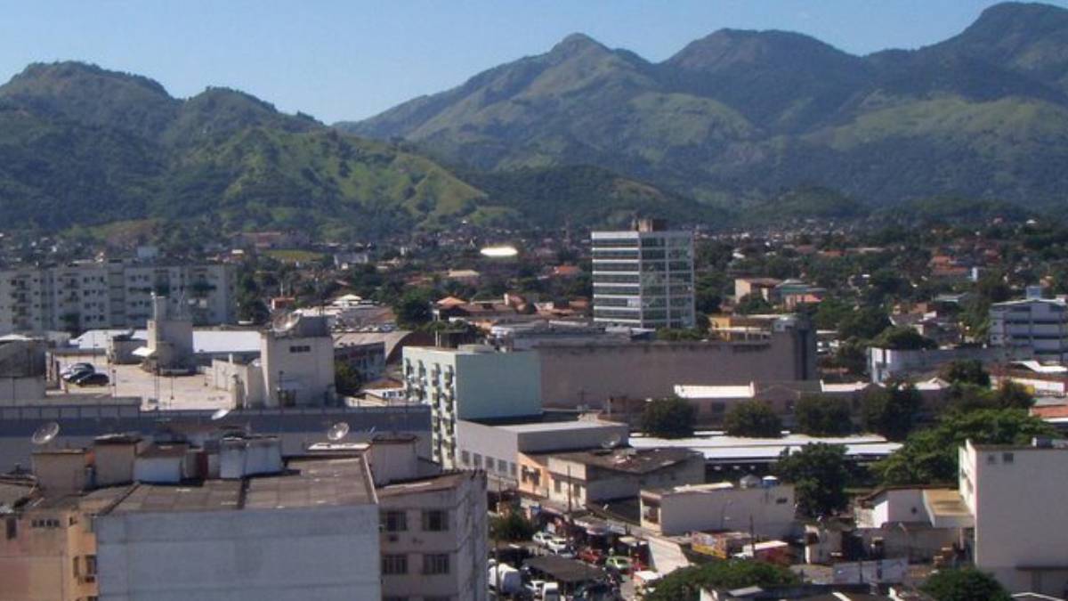 Segundo o IBGE, 91,4% dos domicílios da cidade estão localizados em vias públicas com pelo menos uma árvore no entorno (Foto: Rickaz/Wikimedia Commons)