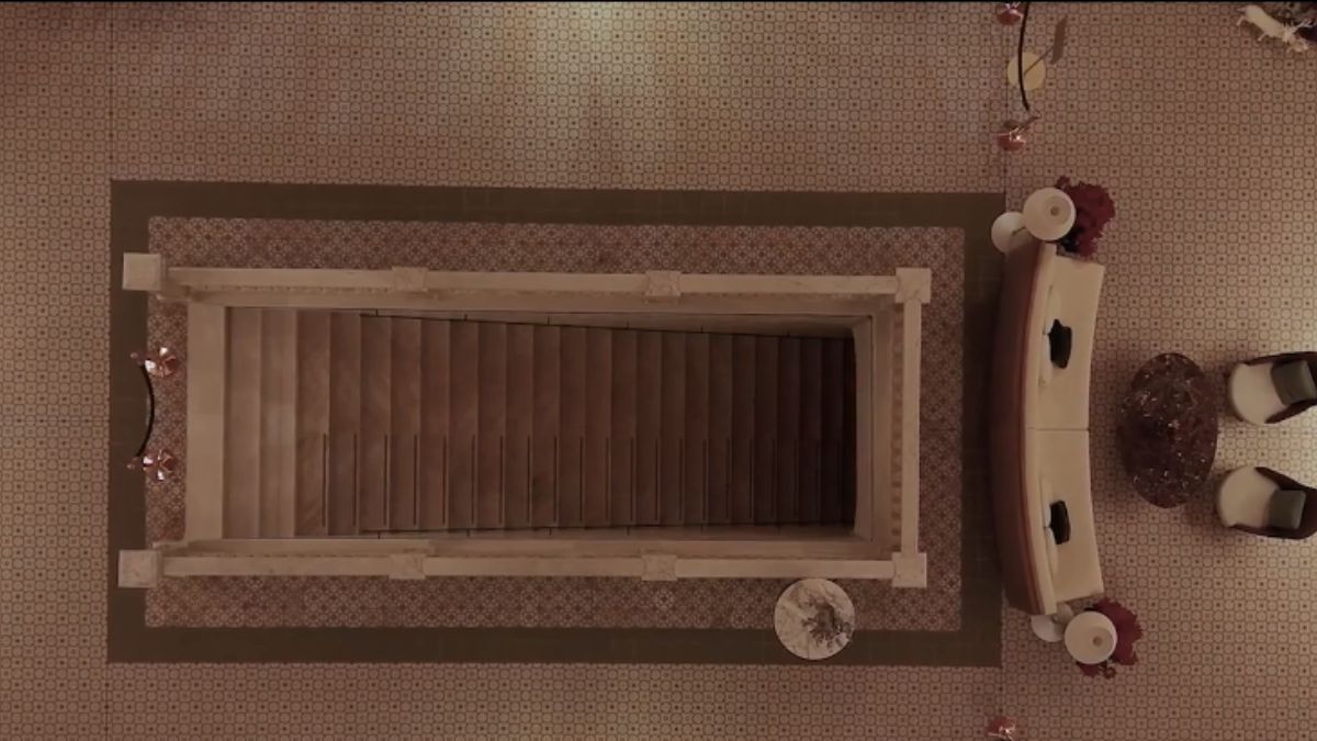 Dormir entre trilhos e memórias: o design que transforma plataformas de embarque em suítes de alto padrão, sem perder a essência da Belle Époque. - Fotos:reprodução/Youtube