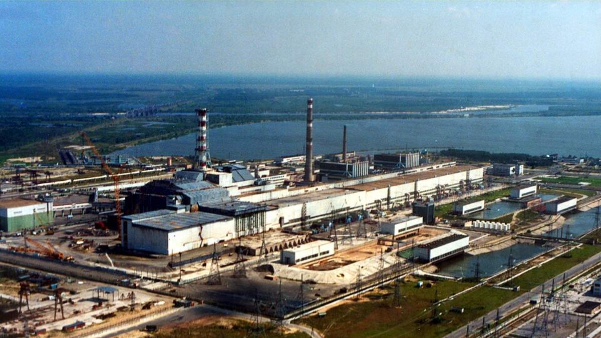 Quando o assunto é energia nuclear, dois episódios são lembrados como os mais marcantes da humanidade (Fotos: IAEA Imagebank/Wikimedia Commons)